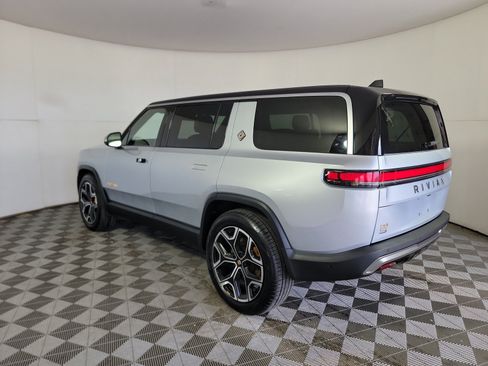Used 2024 Rivian R1S Adventure AWD/4WD image 3