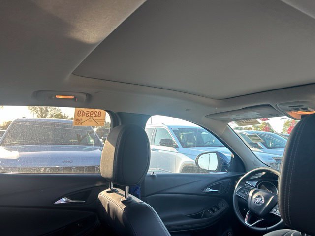 Used 2023 Buick Encore GX Essence w/ Experience Buick Package AWD/4WD image 9