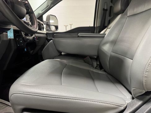 Used 2025 Ford F250 XL image 10