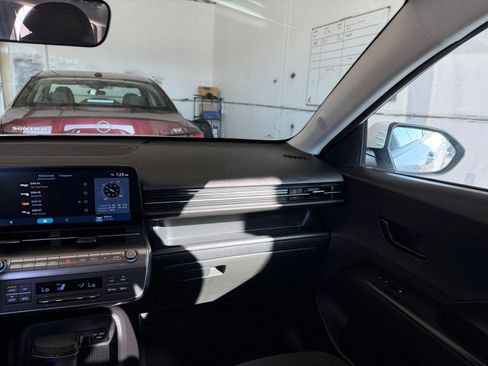 Used 2025 Hyundai Kona SEL image 35