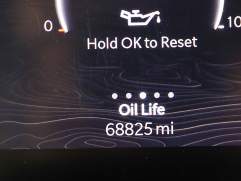 Used 2023 Jeep Grand Cherokee Altitude image 16