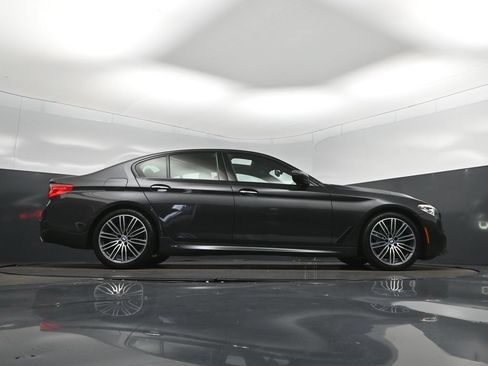 Used 2018 BMW 540i w/ M Sport Package RWD image 43