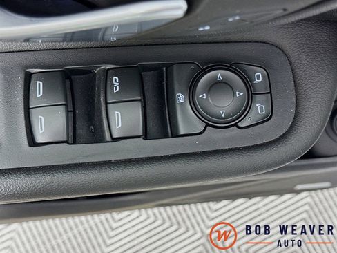 Used 2023 GMC Terrain Denali w/ Denali Premium Package image 18