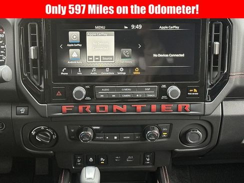 Used 2025 Nissan Frontier PRO-4X w/ Pro Convenience Package image 14