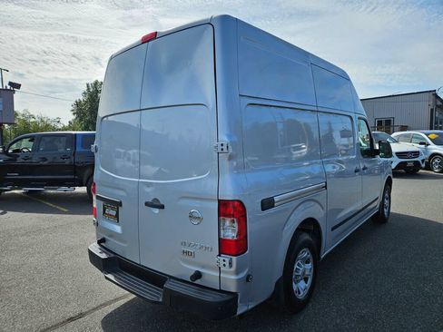 Used 2012 Nissan NV 2500 S RWD image 4