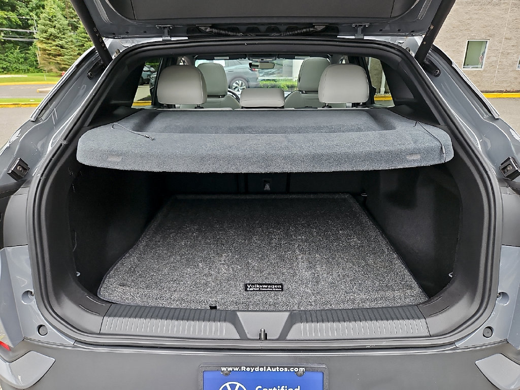 Certified 2025 Volkswagen ID.4 Pro S Plus AWD/4WD image 32