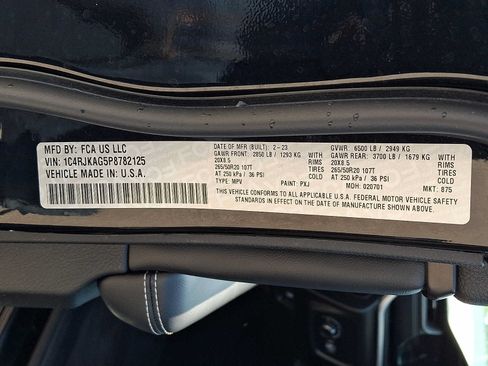 Certified 2023 Jeep Grand Cherokee L Laredo AWD/4WD image 29