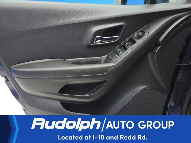 Used 2019 Chevrolet Trax LT FWD image 12