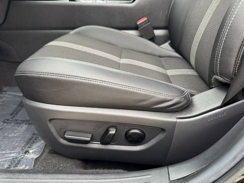 Used 2025 MAZDA CX-50 AWD 2.5 S w/ Preferred Package image 15