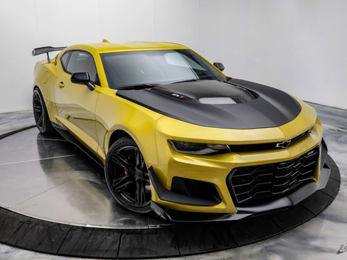 Used 2024 Chevrolet Camaro ZL1 image 30