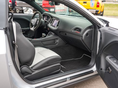 Used 2023 Dodge Challenger SRT Hellcat image 15