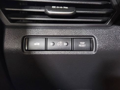 Used 2023 Nissan Altima 2.5 SR AWD/4WD image 43