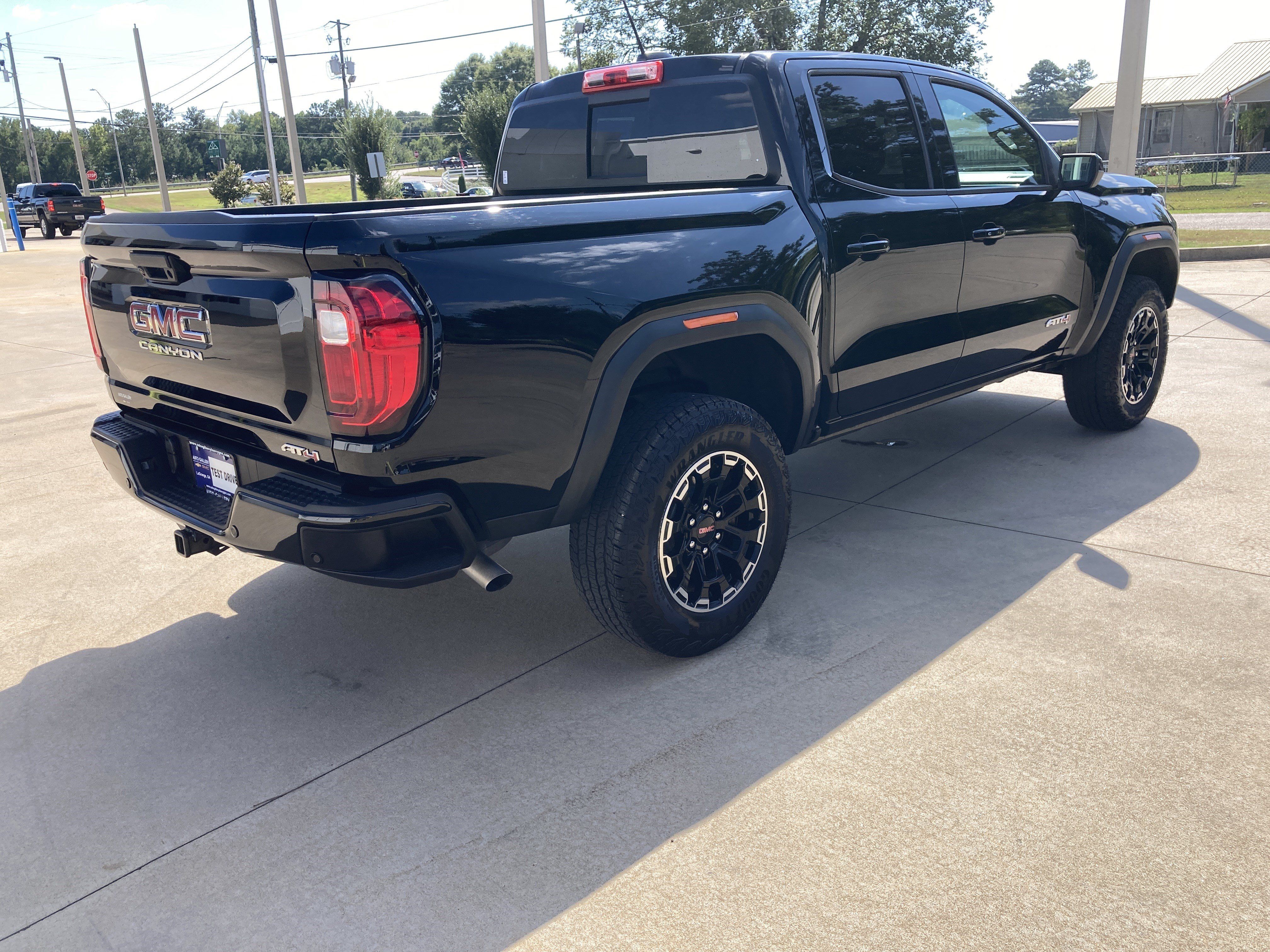 Certified 2026 GMC Canyon AT4 AWD/4WD image 6