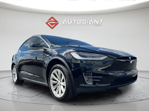Used 2020 Tesla Model X Long Range AWD/4WD image 8