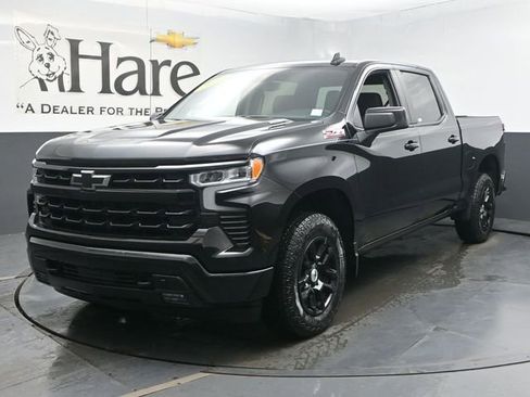 Used 2023 Chevrolet Silverado 1500 RST w/ Z71 Off-Road Package AWD/4WD image 33