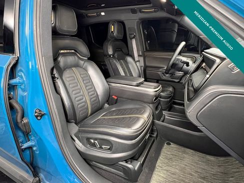 Used 2025 Rivian R1T Adventure AWD/4WD image 4