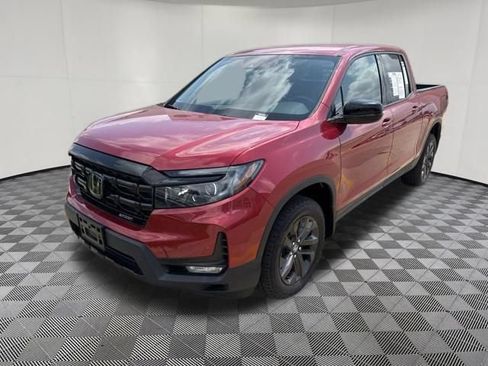Used 2024 Honda Ridgeline Sport image 12