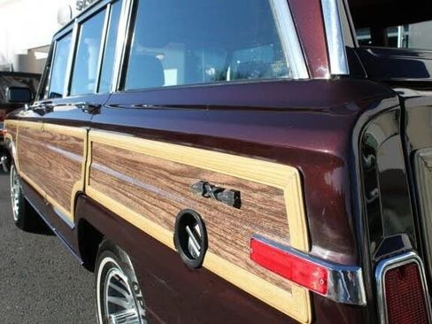 Used 1989 Jeep Grand Wagoneer image 66