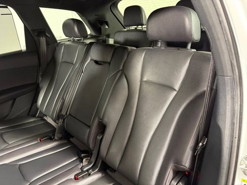 Used 2017 Audi Q7 3.0T Premium Plus image 22