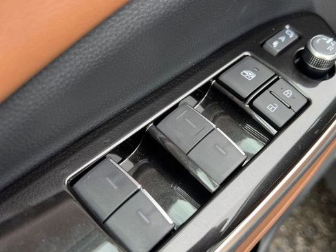 New 2026 Toyota Crown Signia image 36