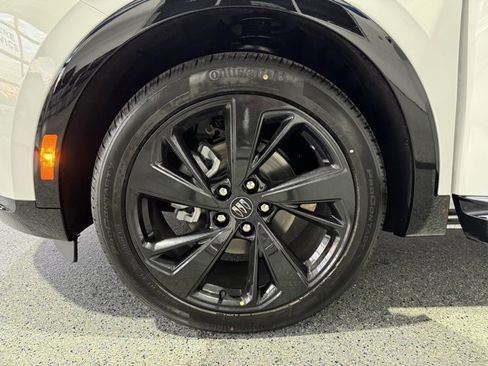 New 2025 Buick Envision Sport Touring image 29