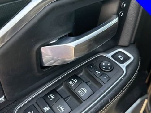 Used 2022 RAM 2500 Laramie w/ Night Edition image 21