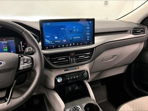 Used 2024 Ford Escape Active w/ Tech Pack #1 AWD/4WD image 7