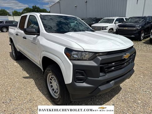 Used 2026 Chevrolet Colorado W/T AWD/4WD image 41