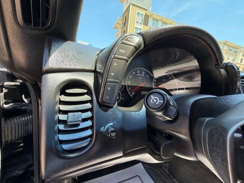 Used 2009 Chevrolet Corvette Coupe w/ Preferred Equipment Group RWD image 75