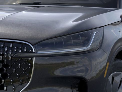 New 2026 Lincoln Aviator AWD image 18