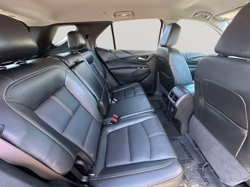 Certified 2024 Chevrolet Equinox Premier image 32