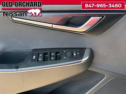 Used 2025 Kia EV6 Light AWD/4WD image 10