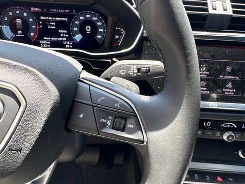 Used 2025 Audi Q3 2.0T Premium w/ Convenience Package AWD/4WD image 23