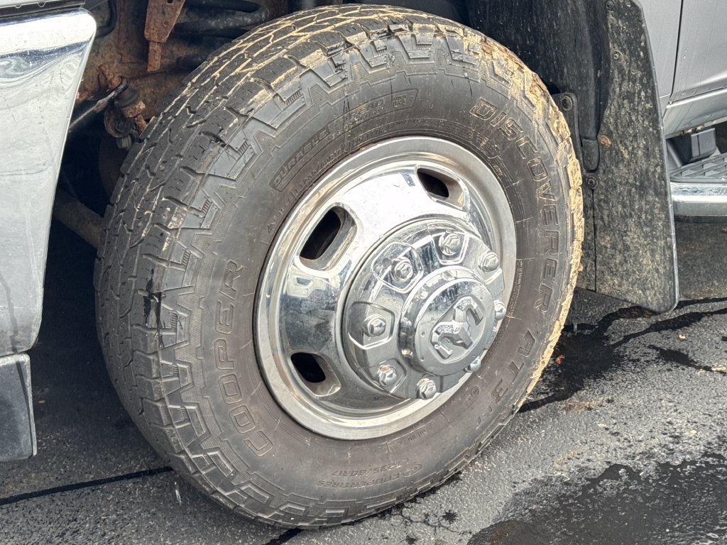 Used 2022 RAM 3500 Big Horn w/ Level B Equipment Group AWD/4WD image 9