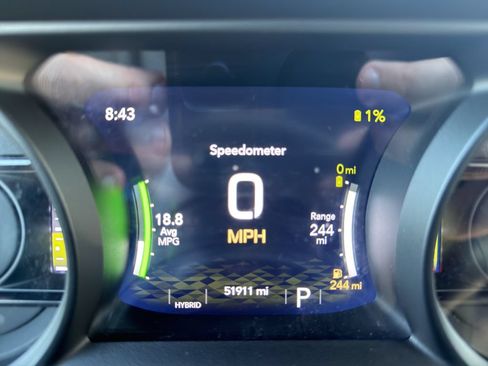 Used 2024 Jeep Wrangler High Altitude AWD/4WD image 28
