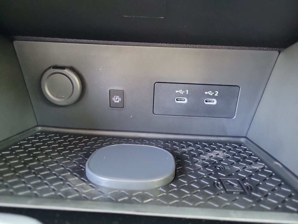New 2026 Nissan Pathfinder Platinum FWD image 32