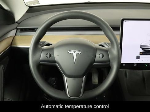 Used 2023 Tesla Model 3 Standard Range RWD image 7