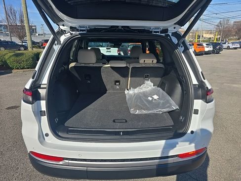 New 2026 Jeep Grand Cherokee Limited image 21