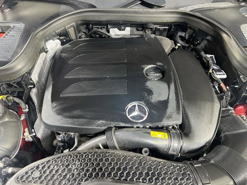 Used 2022 Mercedes-Benz GLC 300 4MATIC image 30