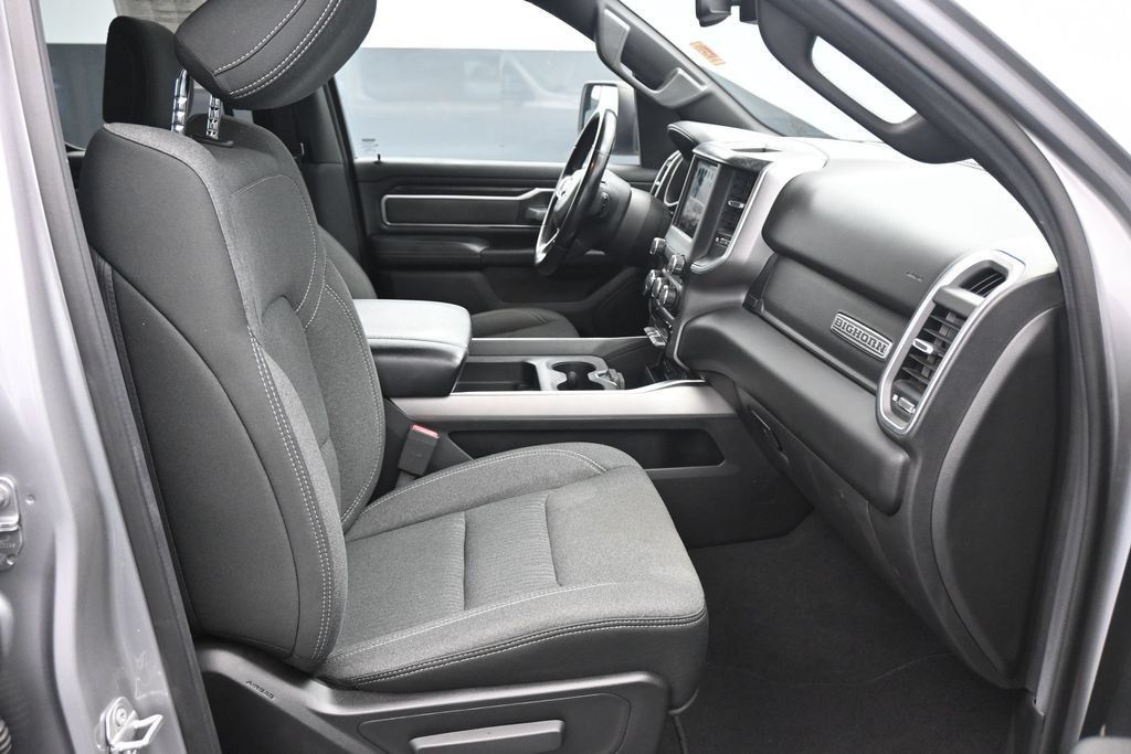 Used 2019 RAM 1500 Big Horn AWD/4WD image 10