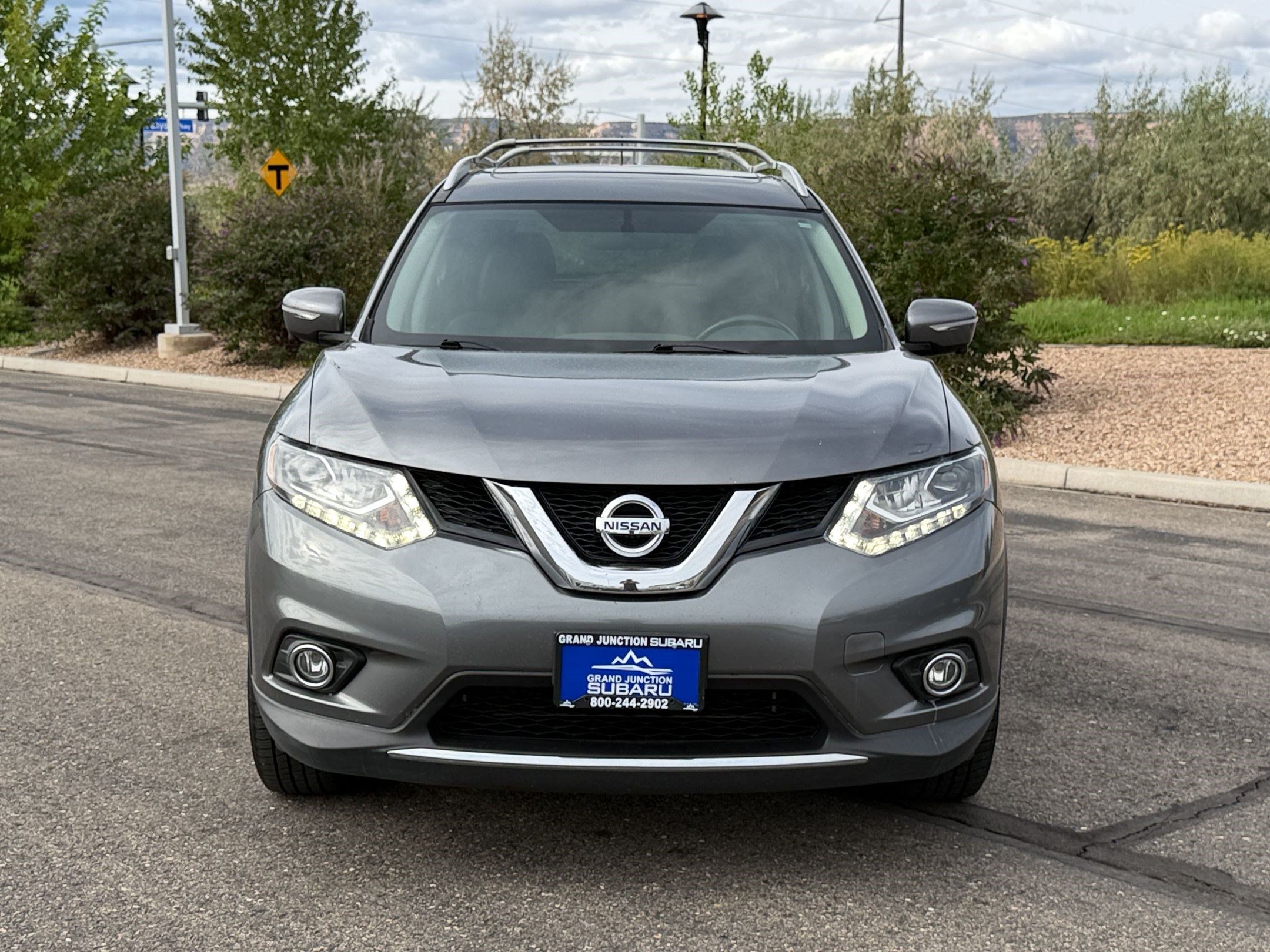 Used 2015 Nissan Rogue SL w/ SL Premium Package AWD/4WD image 6