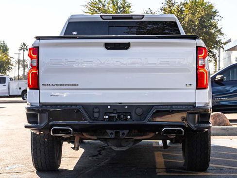 Used 2021 Chevrolet Silverado 1500 LT Trail Boss w/ Convenience Package II image 5