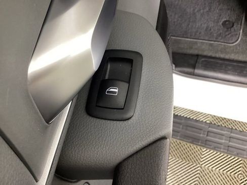 Used 2021 RAM 1500 Big Horn image 27