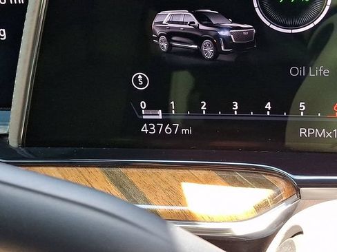 Used 2021 Cadillac Escalade Sport Platinum AWD/4WD image 24