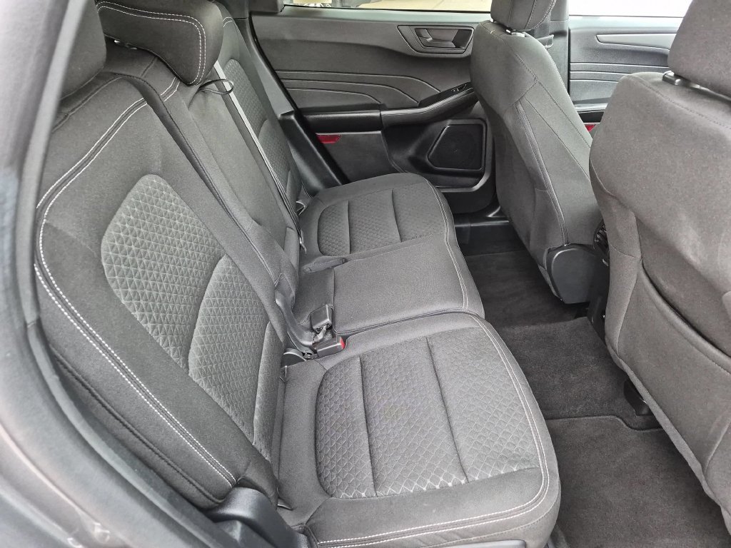 Used 2025 Ford Escape Active AWD/4WD image 29