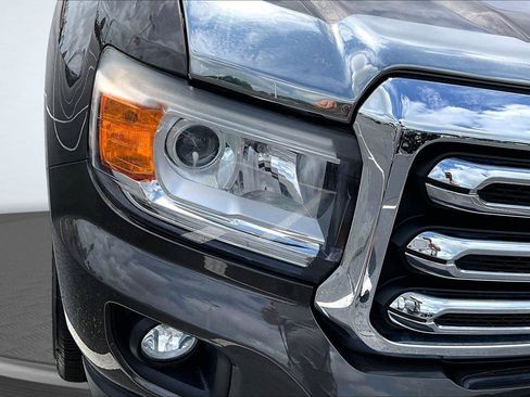 Used 2019 GMC Canyon SLT w/ Driver Alert Package AWD/4WD image 29