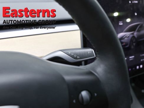 Used 2023 Tesla Model 3 Standard Range image 13