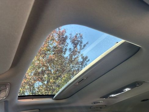 Used 2021 Kia Telluride EX w/ Towing Package image 13