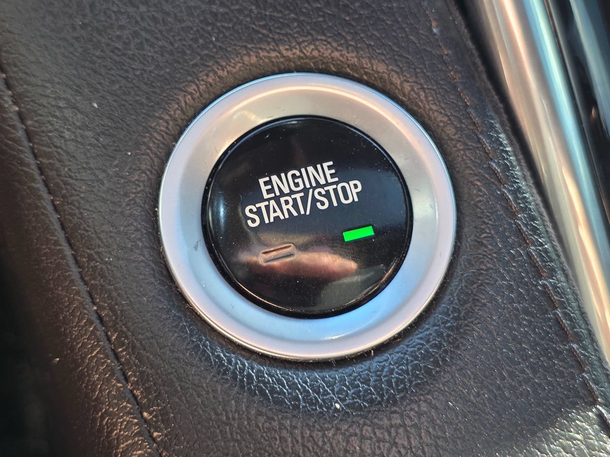 Used 2018 Cadillac Escalade Luxury RWD image 47