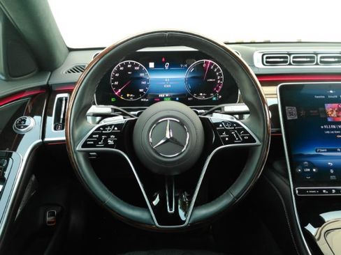 Used 2024 Mercedes-Benz S 580e 4MATIC Sedan image 42
